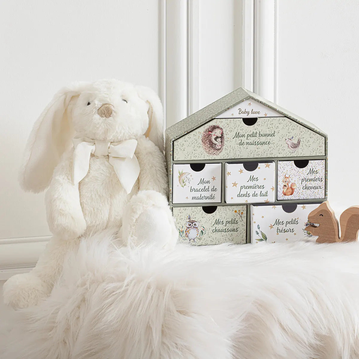 Aurora egel knuffel - pluche - 13 cm - tuindier - dierenknuffel